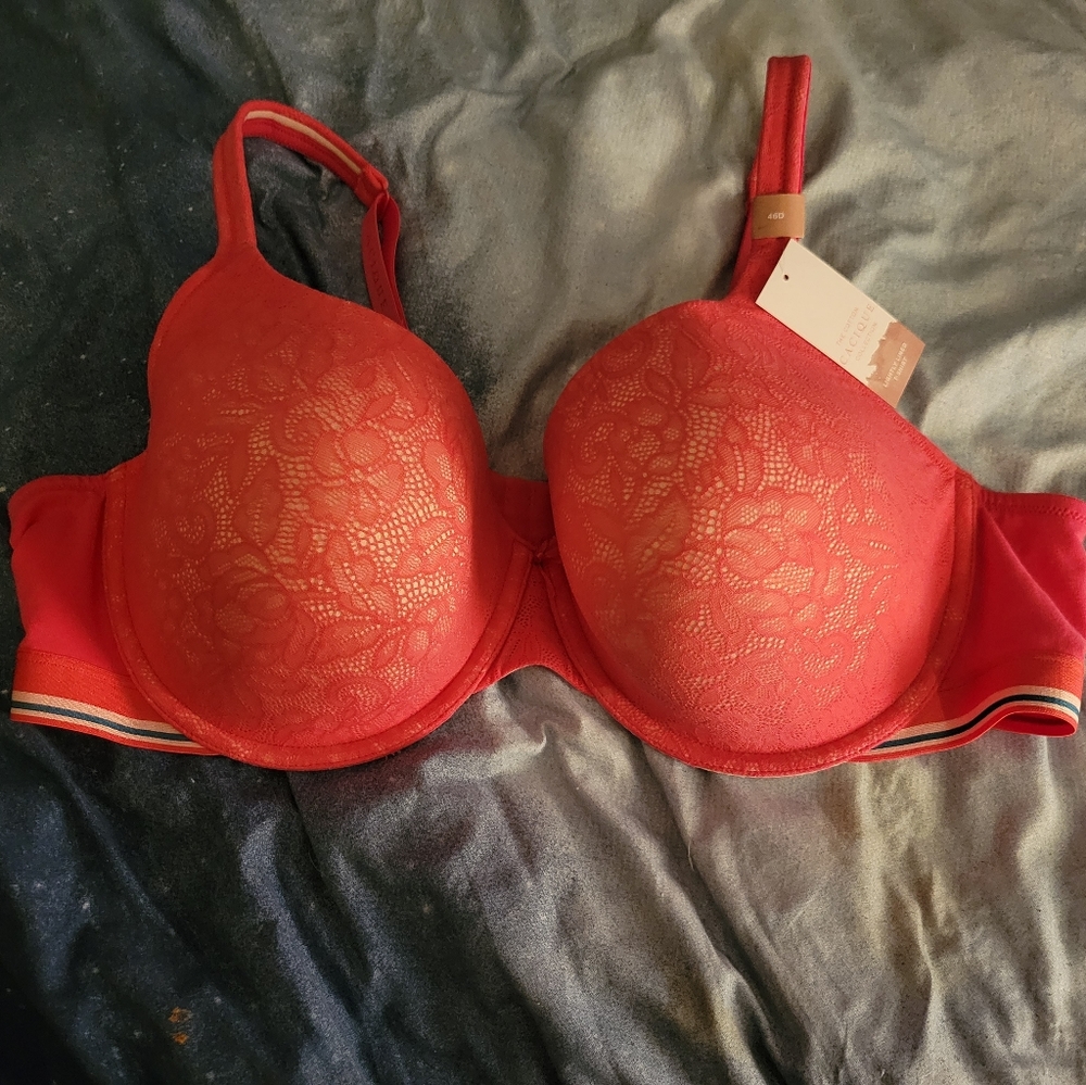 Cacique 46D Lightly Lined T-Shirt Bra NWT